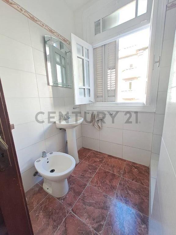 VENTA apartamento al frente/2D/BALCON/AZOTEA TRANSITABLE-...