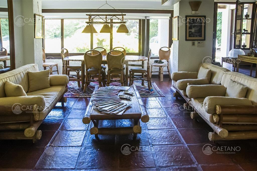 Casa de gran porte en Golf, Punta del Este