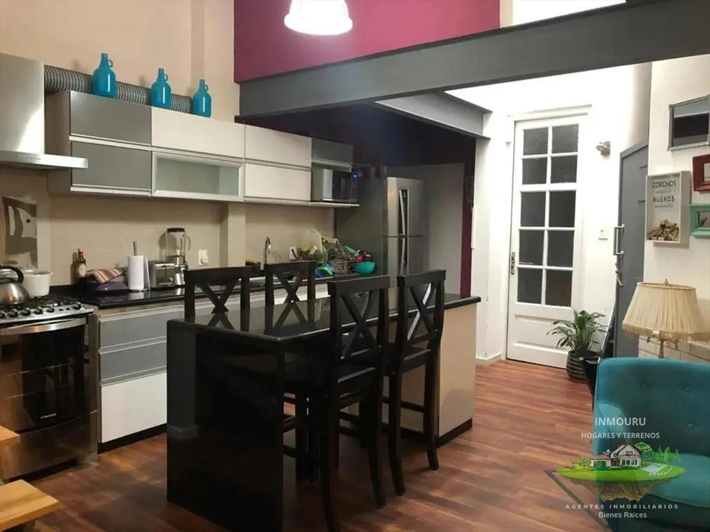Vendo Casa con Renta en Tres cruces