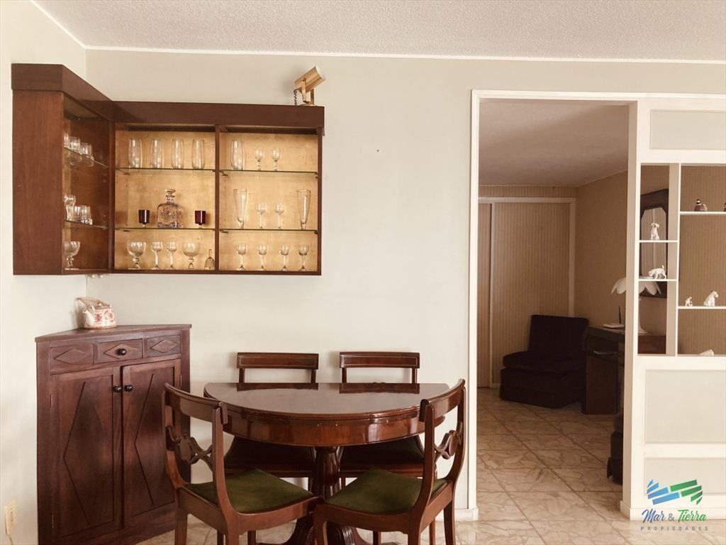 Vendo departamento de 3 dormitorios en importante edificio