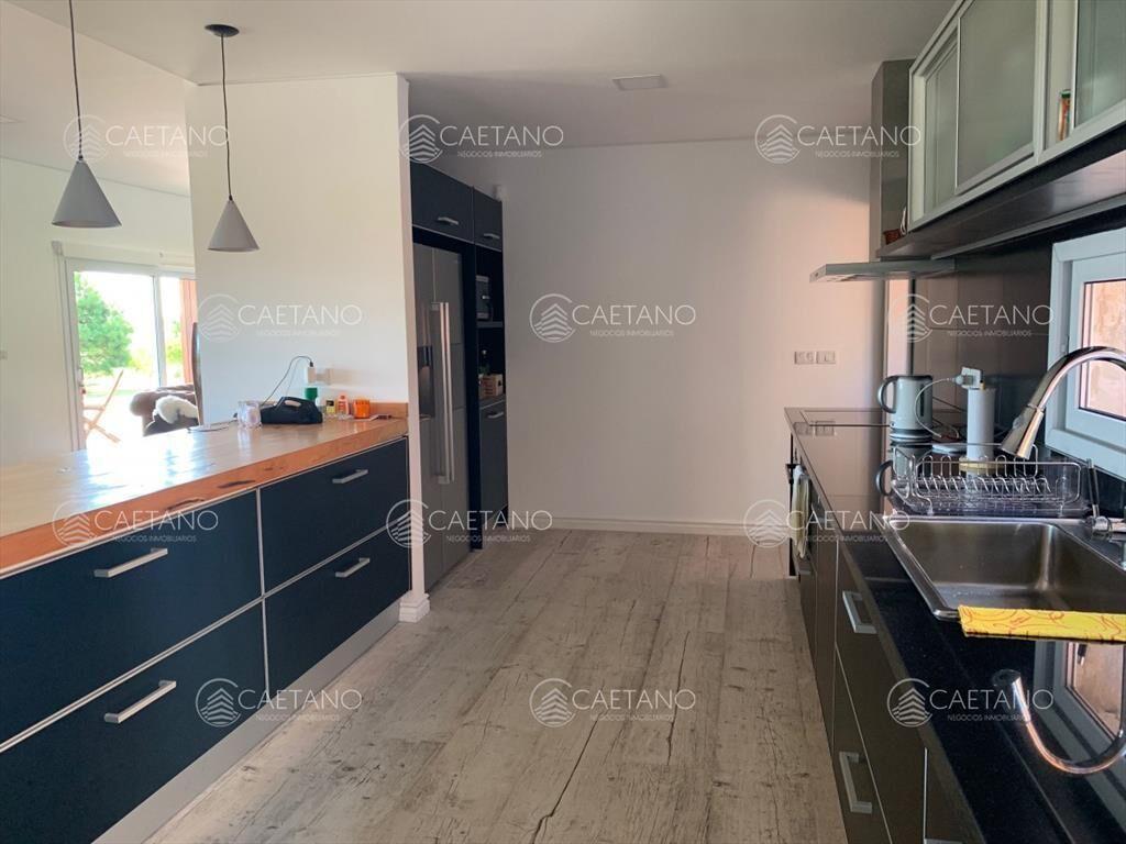 Espectacular propiedad en barrio privado Pueblo