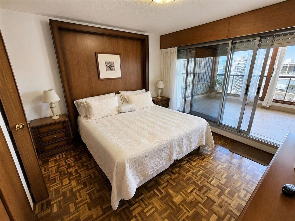VENTA APTO VILLA BIARRITZ - 3 DORM - 4 BAÑOS - SERVICIO -