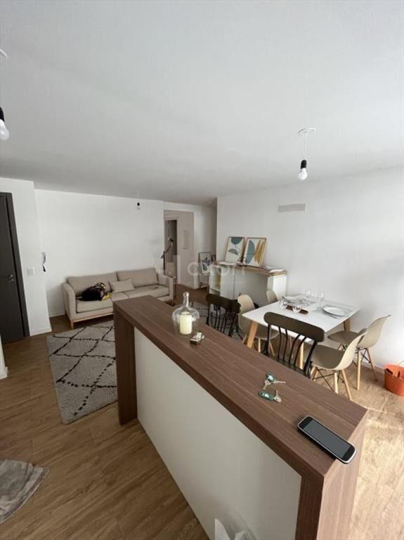 VENTA APARTAMENTO A ESTENAR 2 DORMITORIOS CENTRO DE MONTEVI