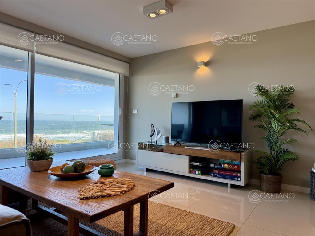 Apartamento en Venta en Edificio HORIZONTE sobre