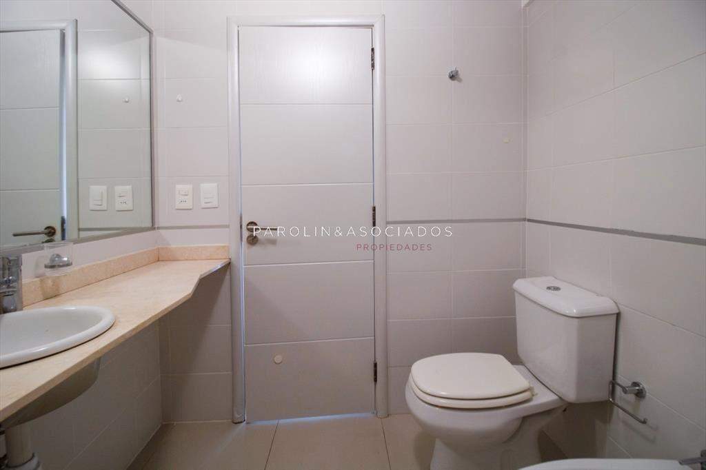 Apartamento de 2 dormitorios en venta en edificio Botavara,