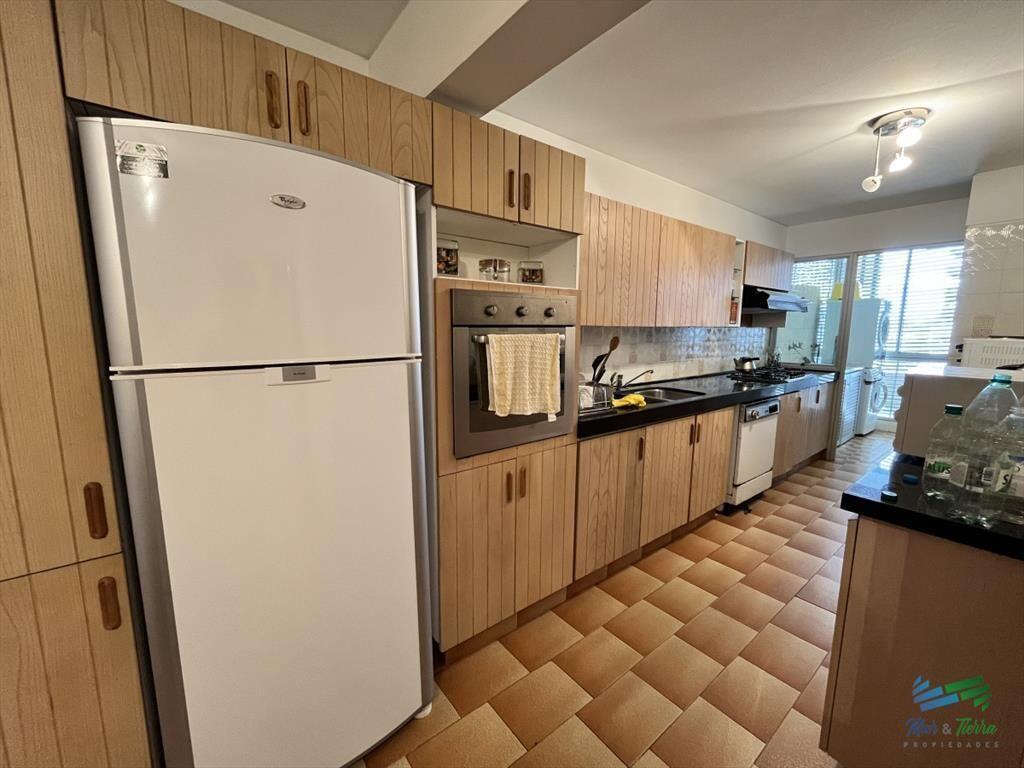 En venta apartamento 3 dormitorios 2 baños en