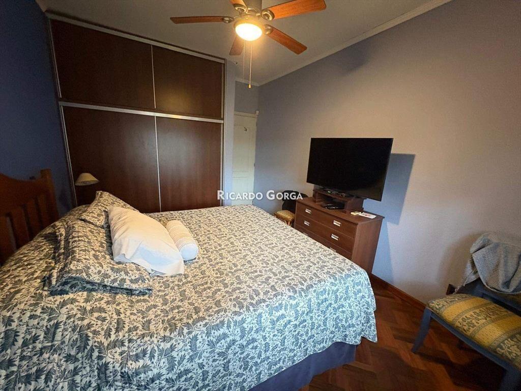 Venta Casa 3 dormitorios cochera fondo piscina parriller...
