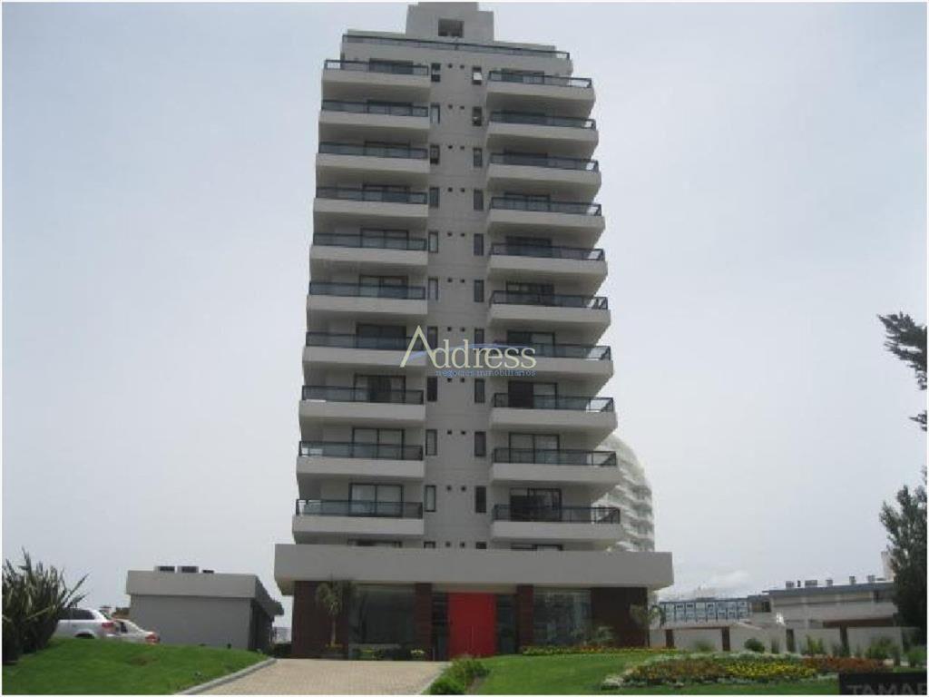Apartamento en Brava, 2 dormitorios *