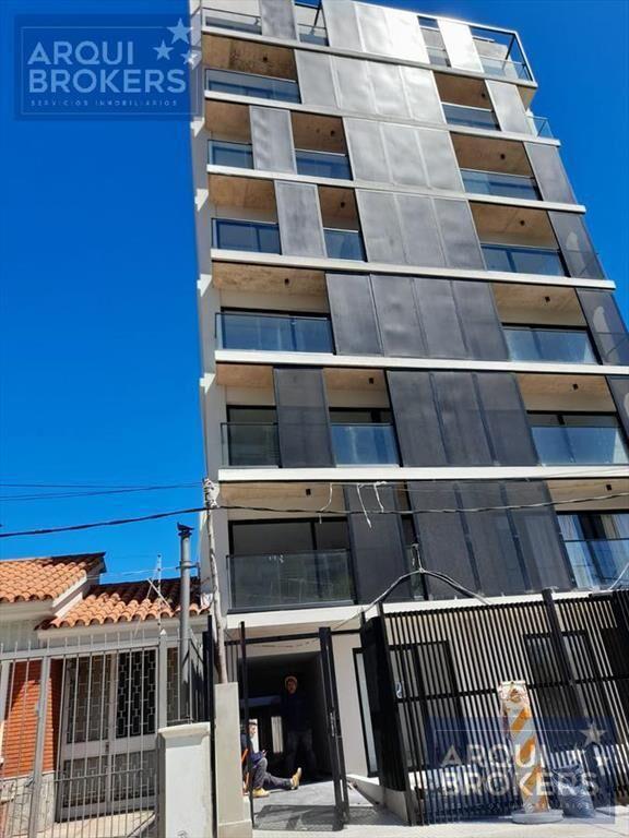 Apartamento de 2 dormitorios en venta con renta en La Blanq