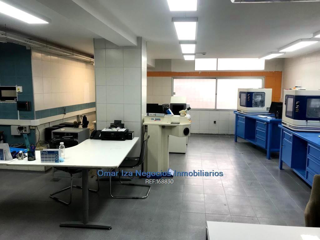 LOCAL LABORATORIO comercial CON BUENA RENTA, ideal inversor