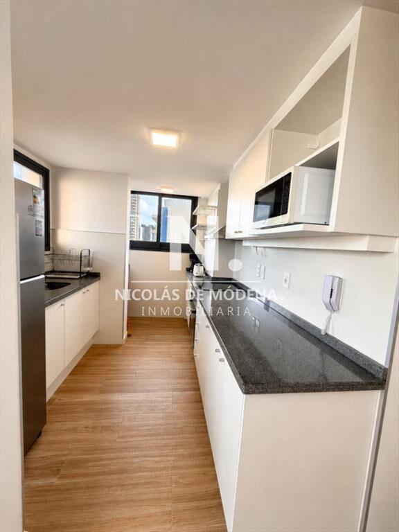 Apartamento de 2 dormitorios, frente al mar en