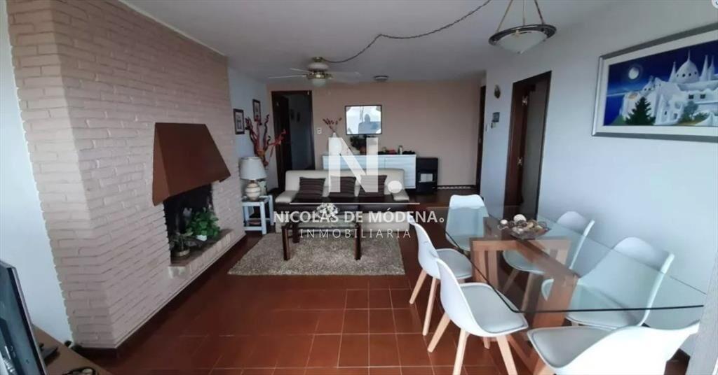 APARTAMENTO EN PRIMERA LINEA DE PLAYA MANSA, 2