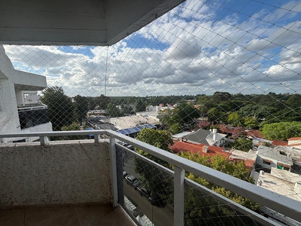 Venta - Apartamento - 2 dormitorios - 2 baños - Atlántida