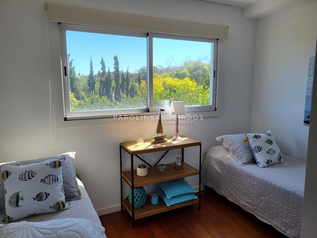 Casa en venta de 3 dormitorios en Santa Monica,