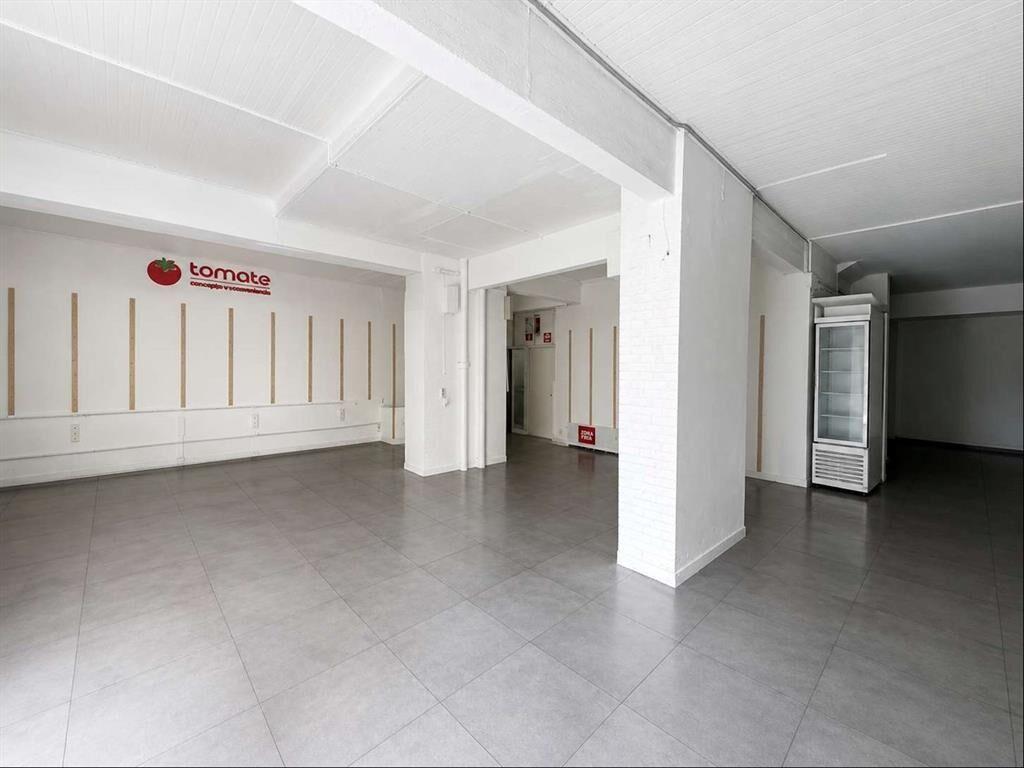 ALQUILER Local comercial de 343m2 sobre 18 de julio en Cent