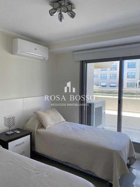 Apartamento 2 dormitorios 3 baños garaje Punta
