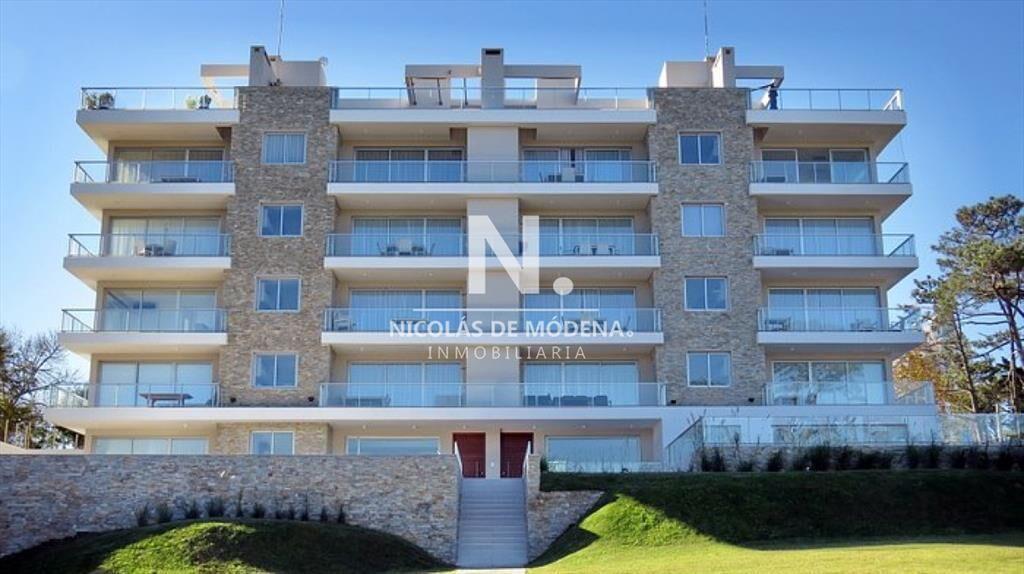 Vende apartamento de 2 dormitorios en Mansa, del