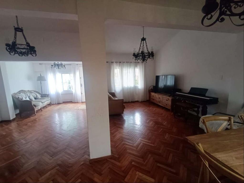 VENTA Casa de 4 dormitorios patio en Malvin