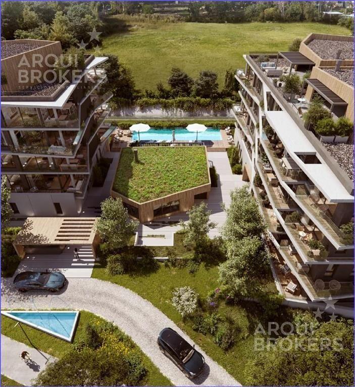 Apartamento de tres dormitorios en venta en Carrasco - 304