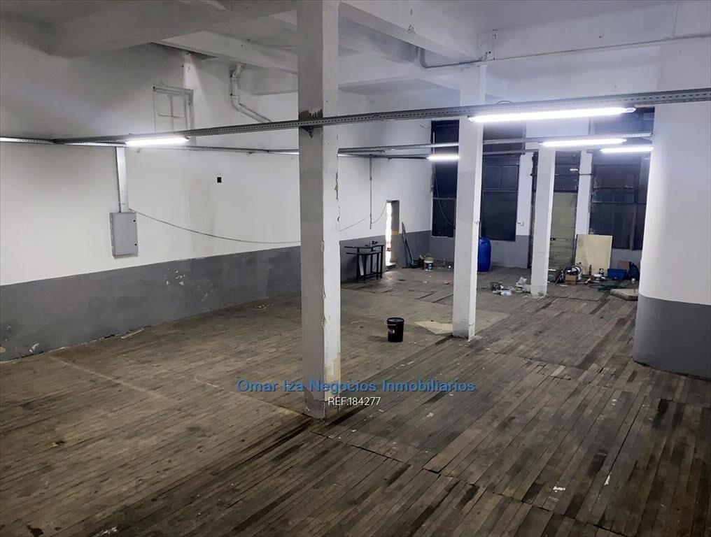 Local comercial centro Paysandú prox Andes