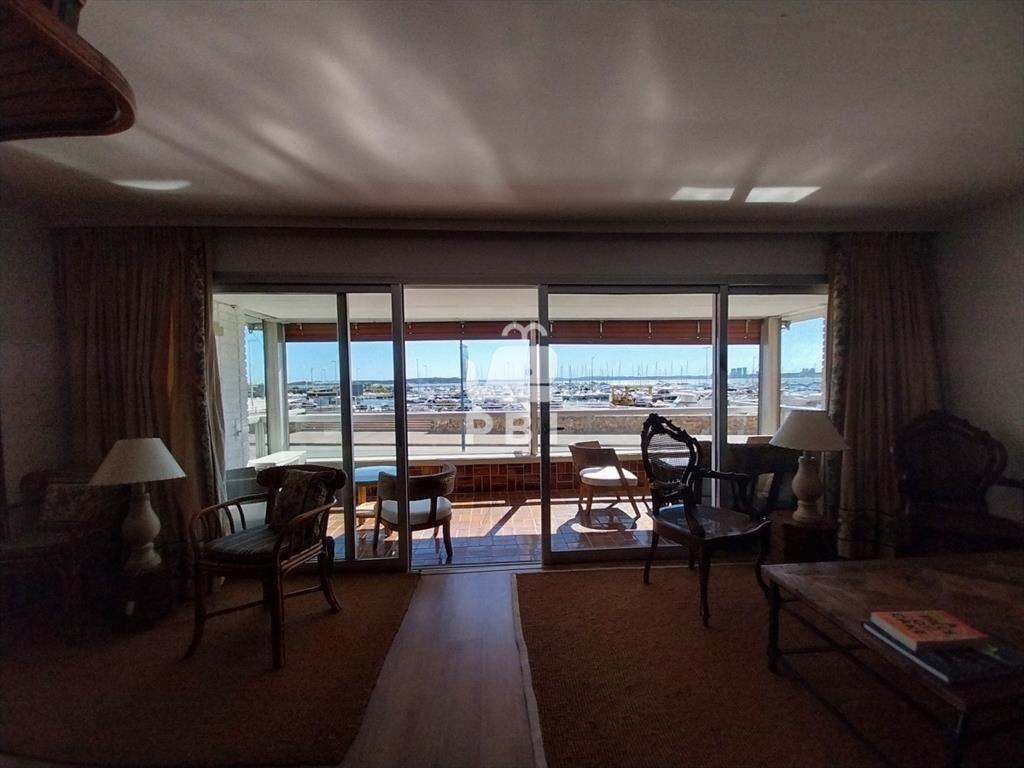 Alquiler de apartamento 3 dormitorios en Punta del este, Ma
