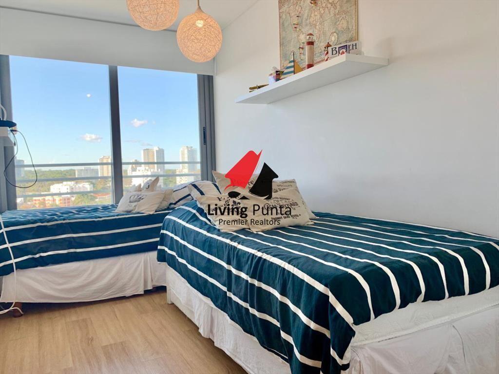 Venta de excelente Apartamento de dos Playa Mansa