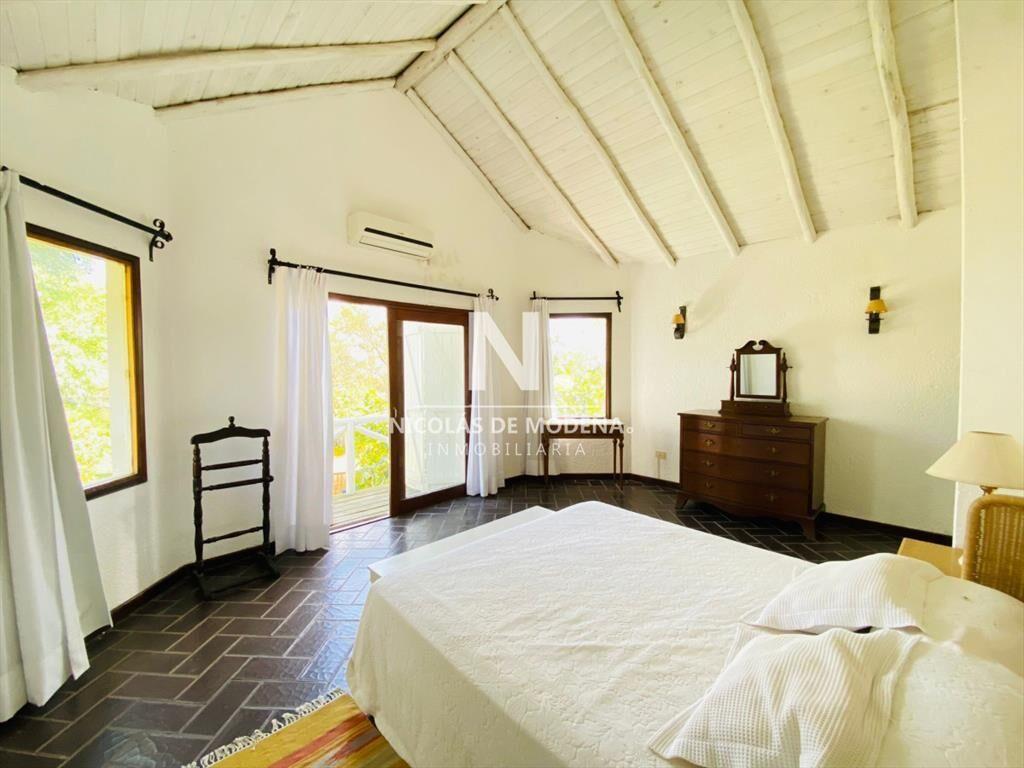 Venta Casa en El Chorro - 5 dorm.