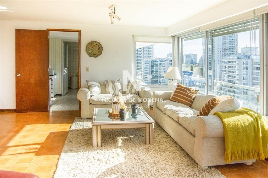 Hermoso Departamento en venta de 3 dormitorios.
