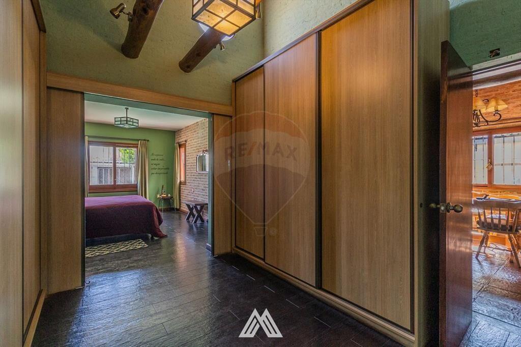 Venta de casa 3 dormitorios con piscina en Pando