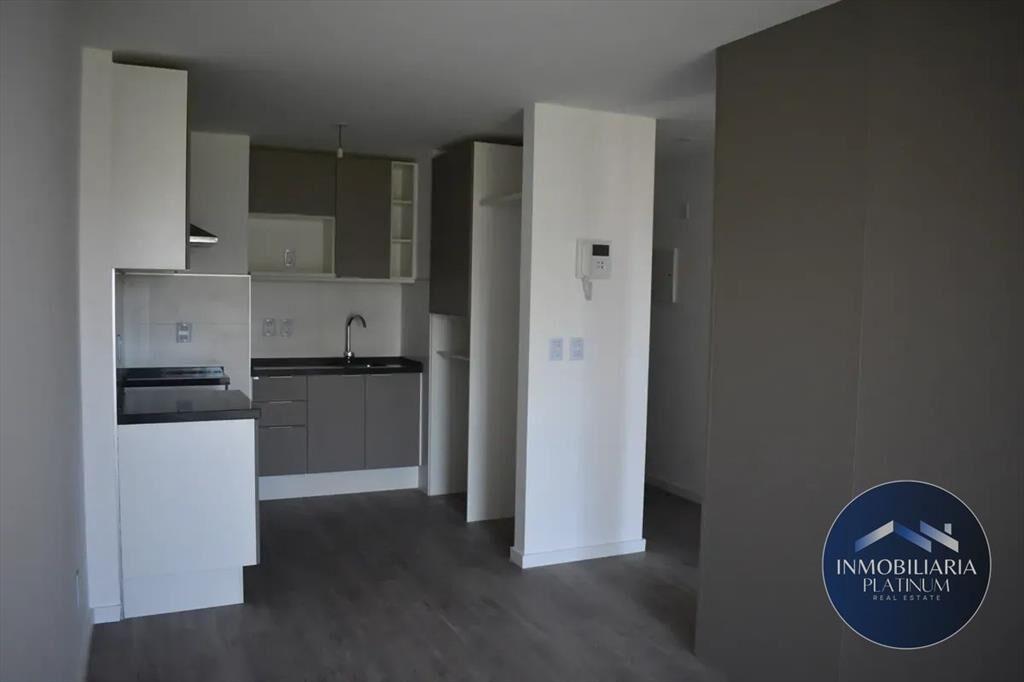 Apartamento en alquiler c/ cochera en Centro