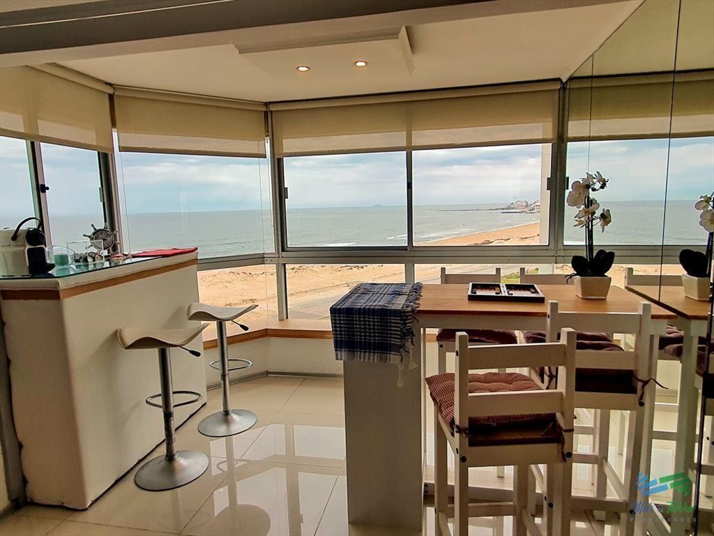 Apartamento en Brava, 2 dormitorios *