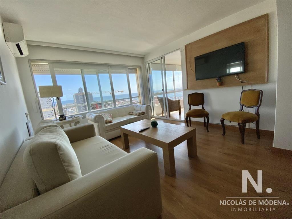 VENTA DE APARTAMENTO DE 3 DORMITORIOS EN PENINSULA PUNTA DE