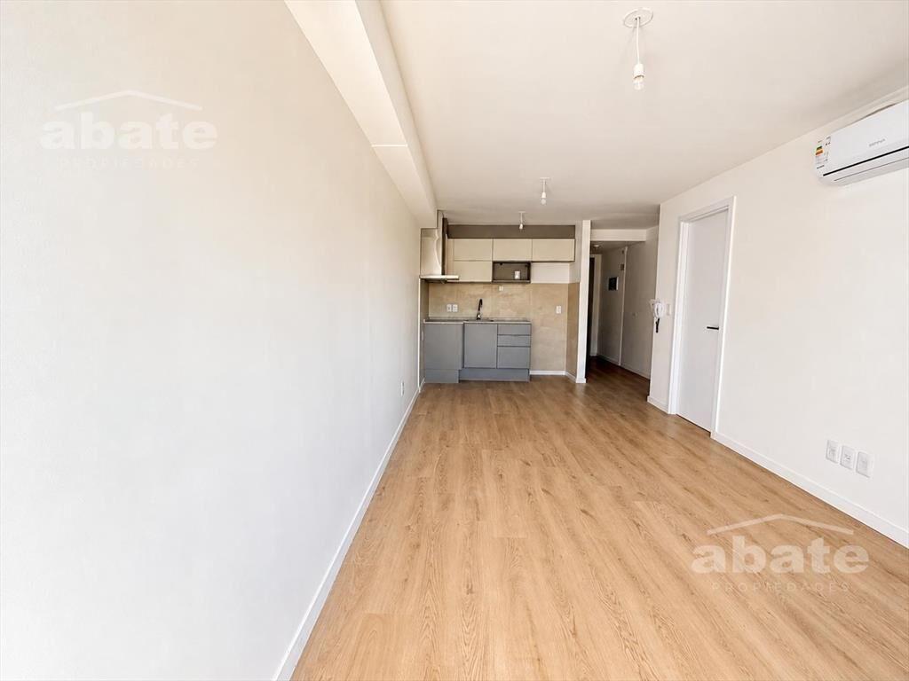 Venta apartamento 1 Dormitorio con garaje en La Comercial