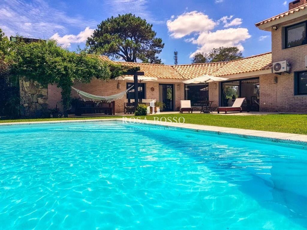 Casa Alquiler temporada 4 dormitorios Punta del Este RincÃ