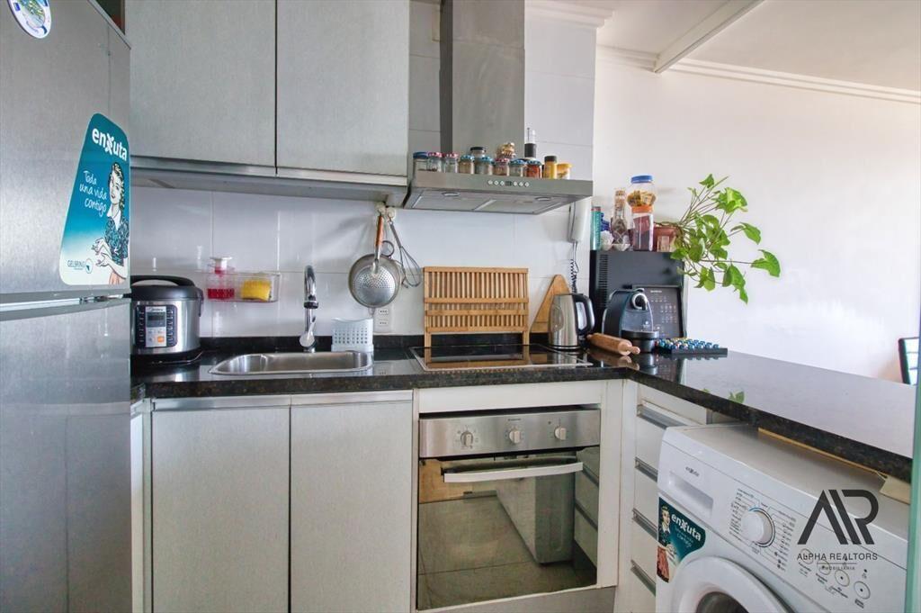 Apartamento en venta c/ cochera compartida en Malvin