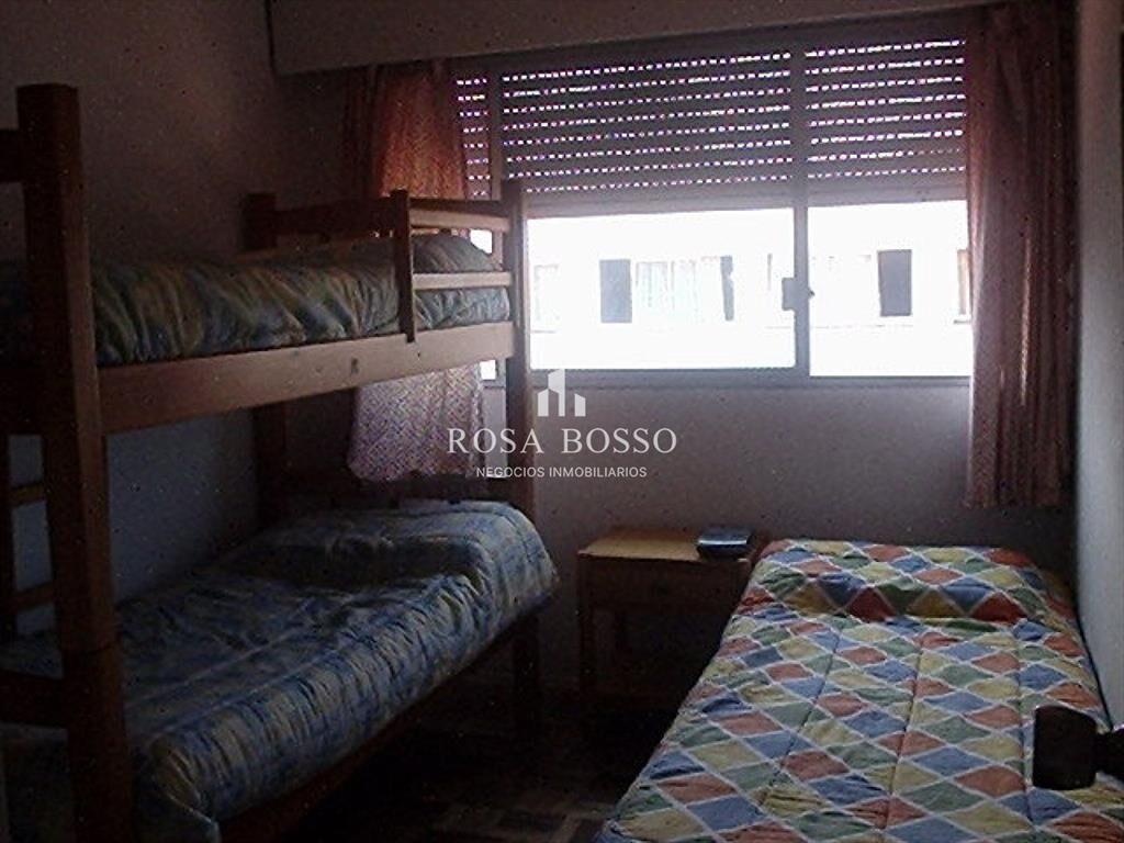Apartamento en Peninsula, 3 dormitorios *