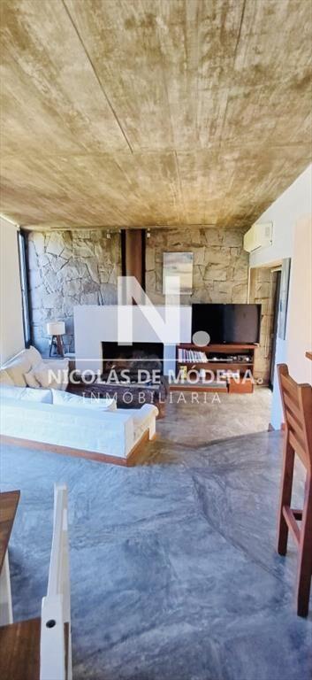 Casa de 3 Dormitorios en Montoya - Punta del Este