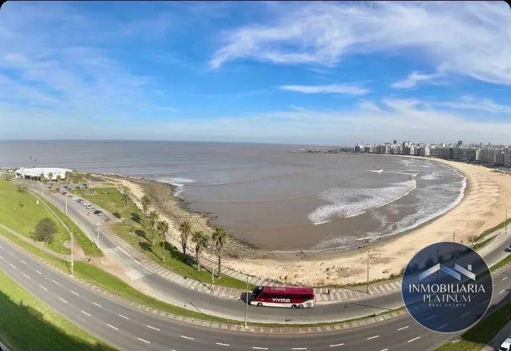 Apartamento en venta c/ cochera en Pocitos Nuevo
