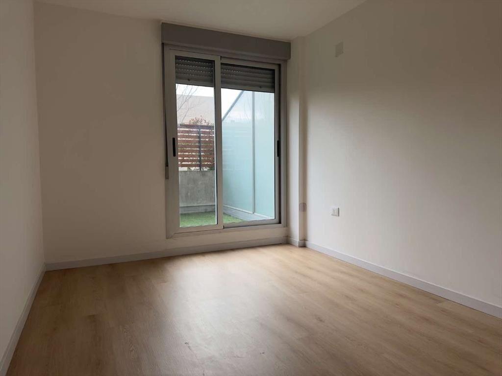 VENTA APARTAMENTO 2 DORMITORIOS, PATIO Y GARAGE