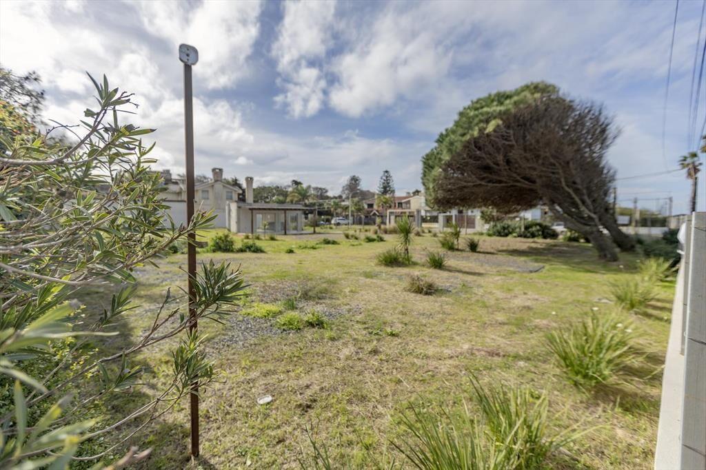 1500 m2 de Terreno en la Rambla de Carrasco