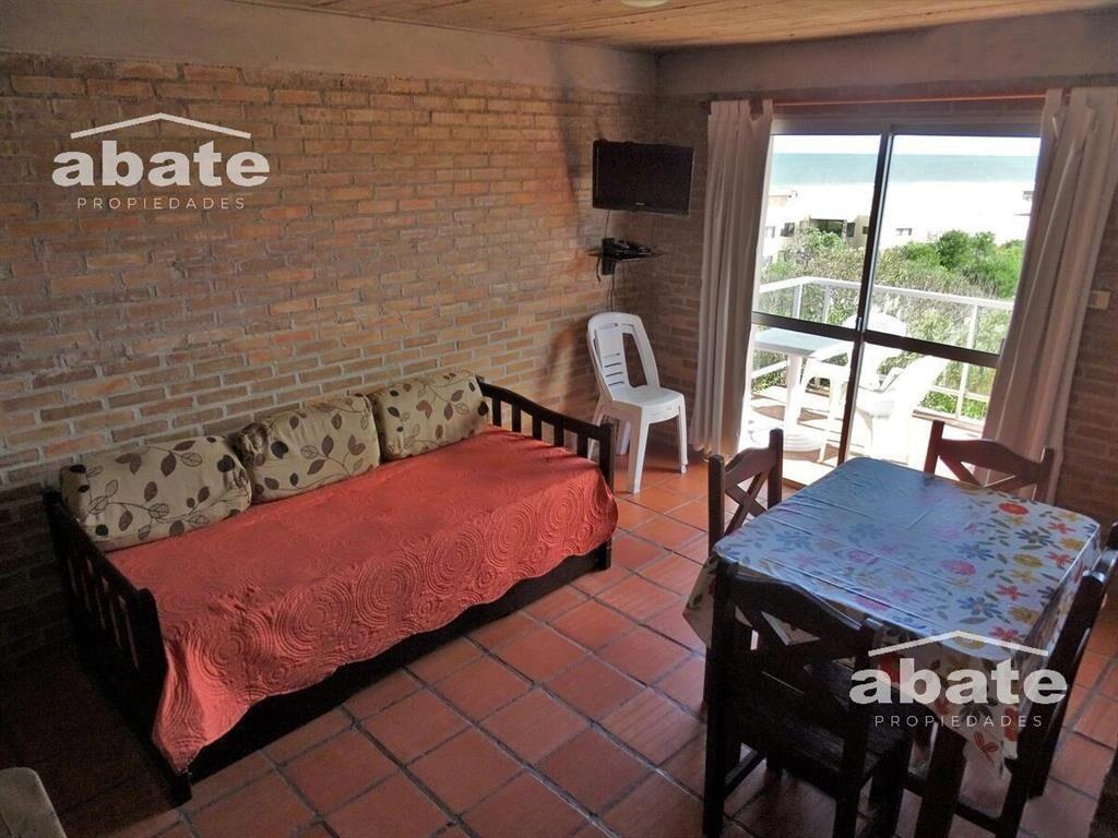 Venta de Complejo de 7 apartamentos con vista al mar! Punta