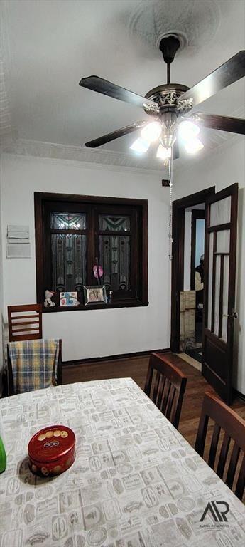 Venta Casa de 4 dormitorios con Cochera, Altillo y Azote...