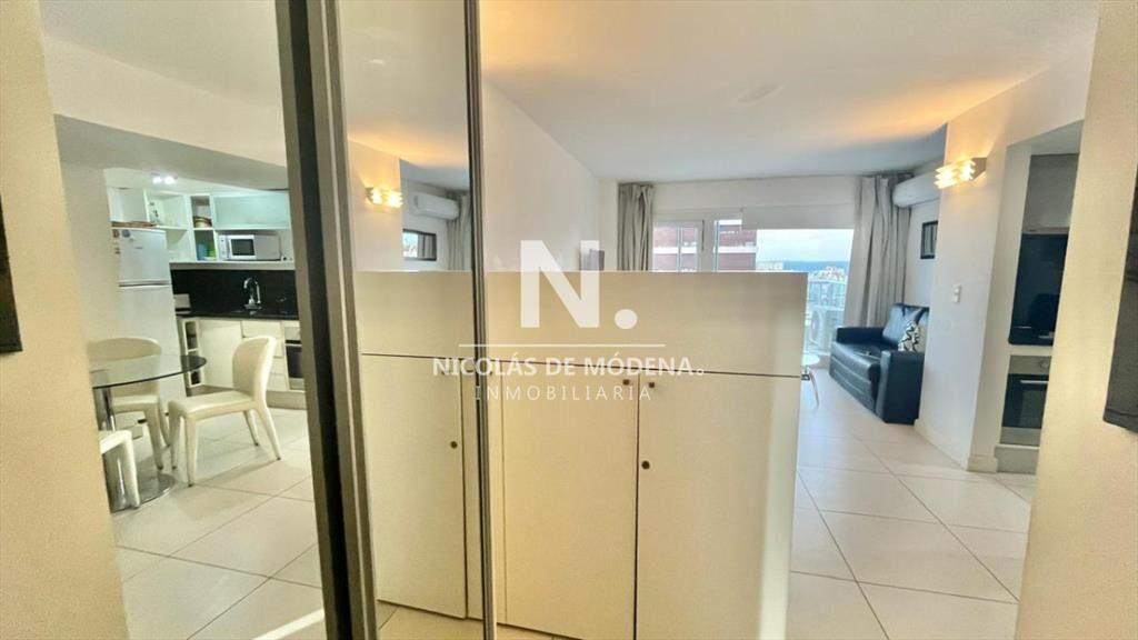 En venta apartamento monoambiente en Península,