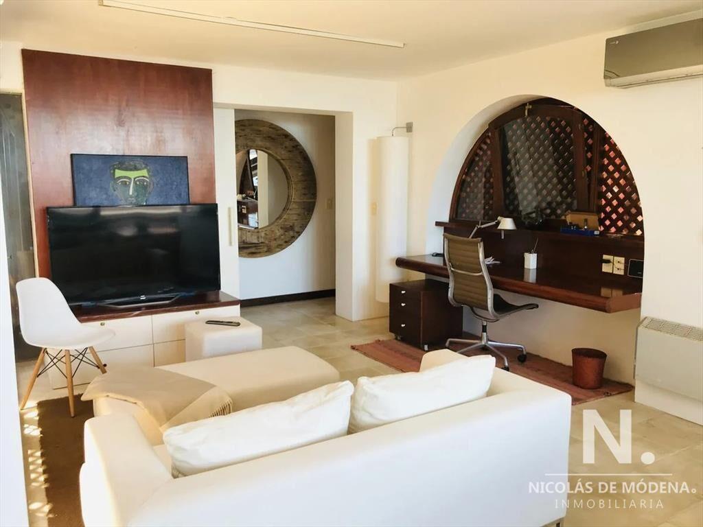 Hermoso apartamento con excelente vista!