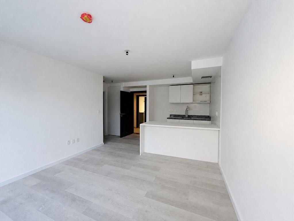 Venta apartamento 1 dormitorio con patio en Cordón a estren