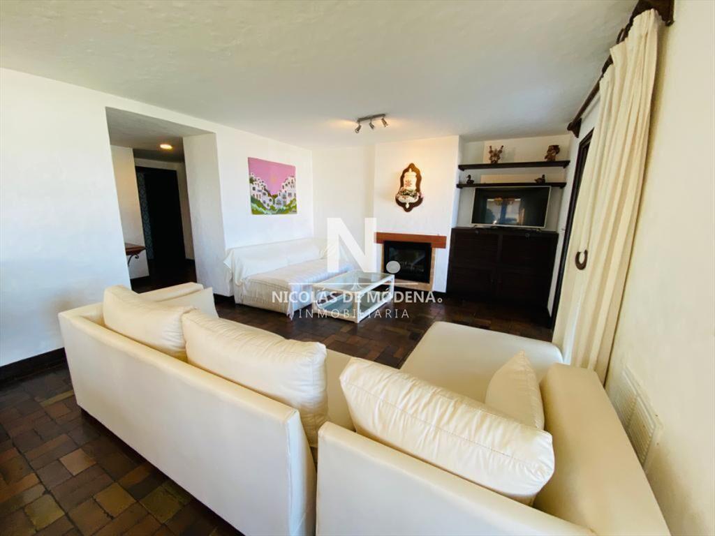 Apartamento en venta de 3 dormitorios en Punta