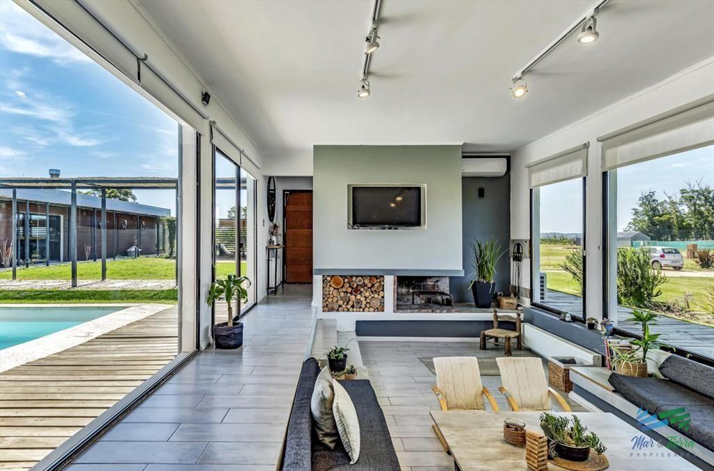 CASA EN VENTA, BARRIO PRIVADO EL QUIJOTE, PUNTA