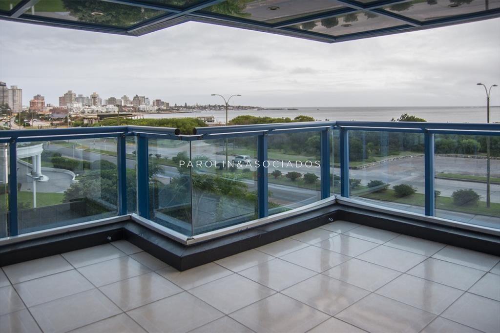 Apartamento en venta de 3 dormitorios en Beverly