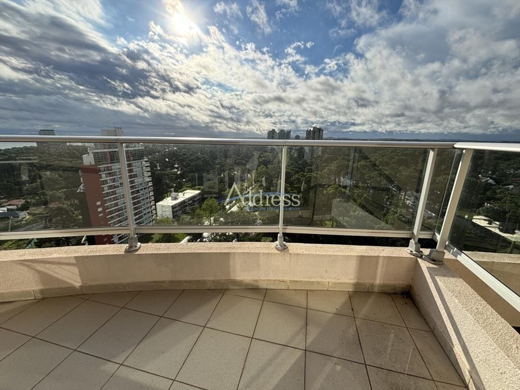 oportunidad apartamento moderno de 3 dormitorios en venta