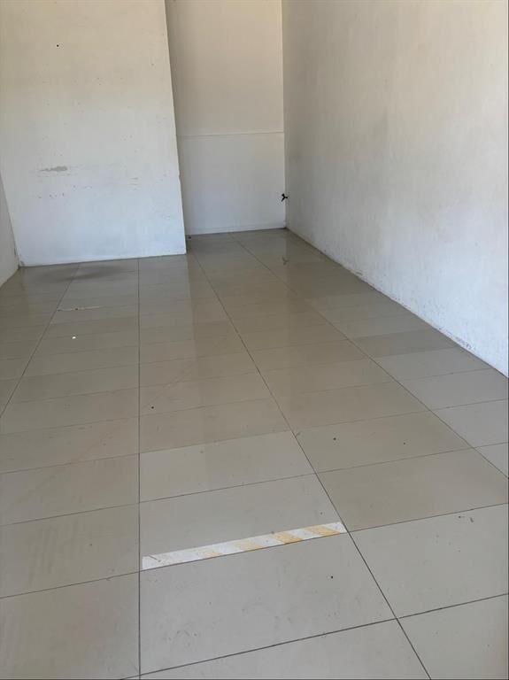 GRAN PUNTO PARA DIVERSOS RUBROS COMERCIALES. Local Alquiler